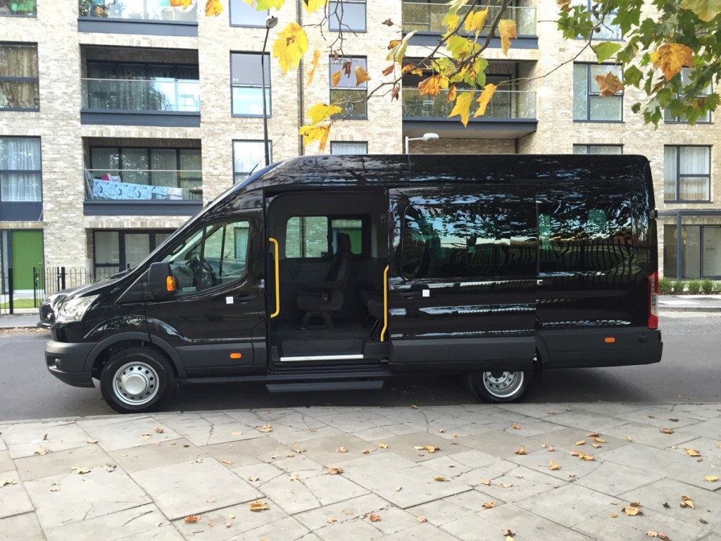 coach hire rayleigh